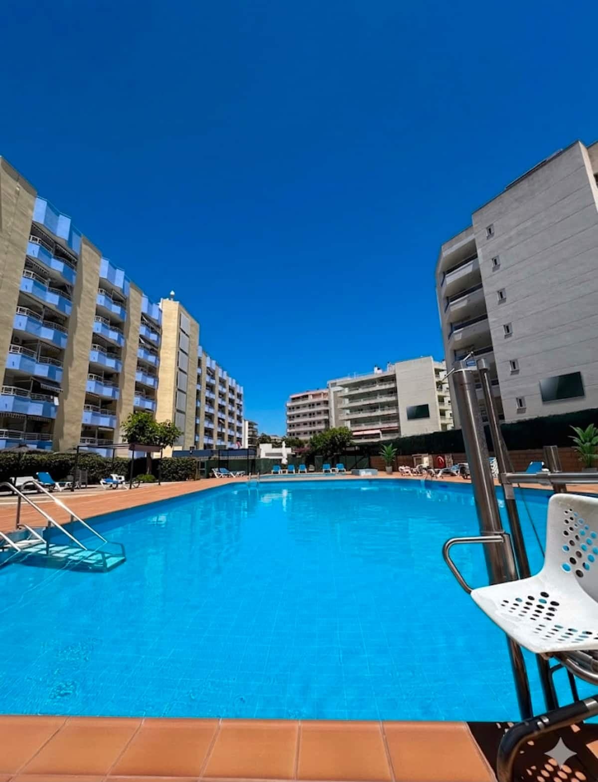 Apartamento con piscina en el centro